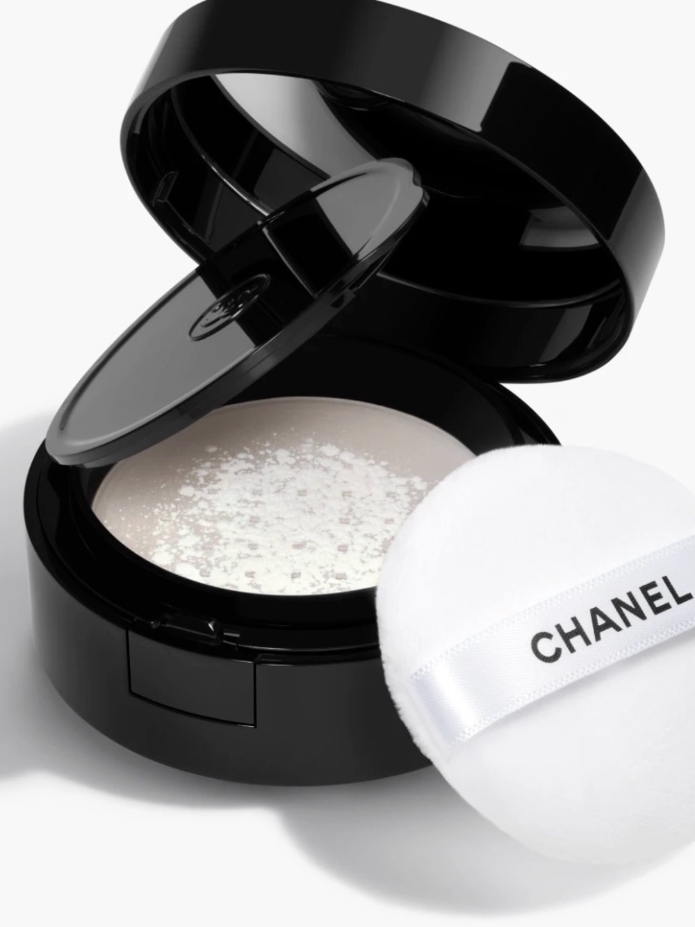 CHANEL Loose Powder Natural On-the-go Finishing Powder Shade 10 Light NIB